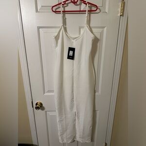 Fashion Nova - Everlasting Midi Dress